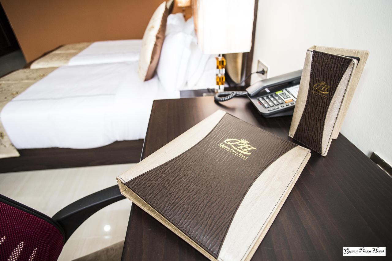 Queen Plaza Hotel Хеврон Екстер'єр фото