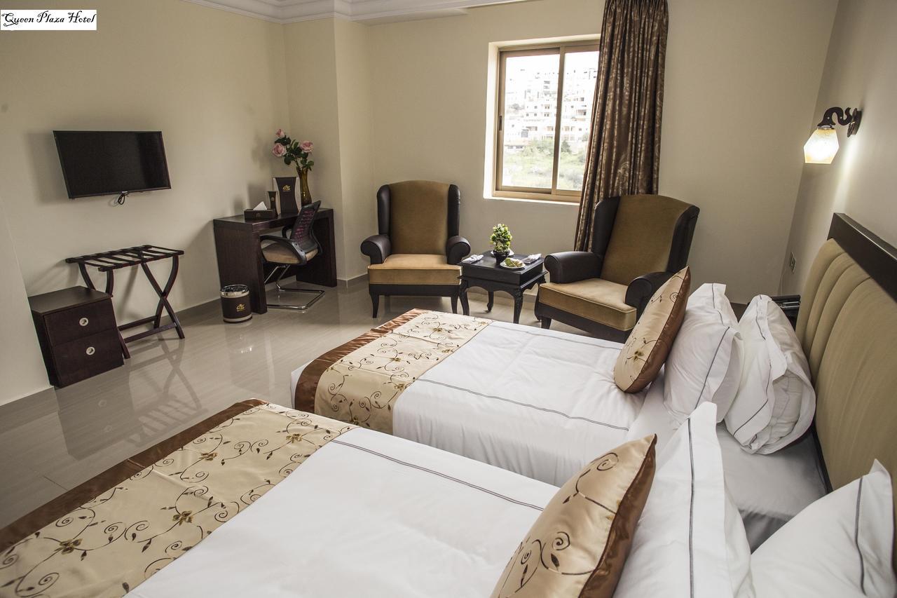 Queen Plaza Hotel Хеврон Екстер'єр фото